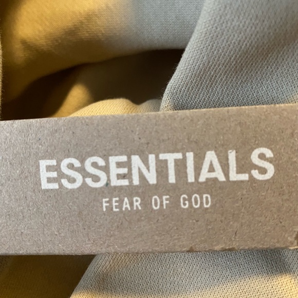 Essentials Hoodie XL - Picture 2 of 5